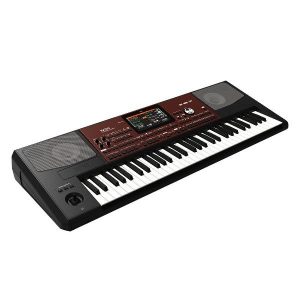 Korg PA700